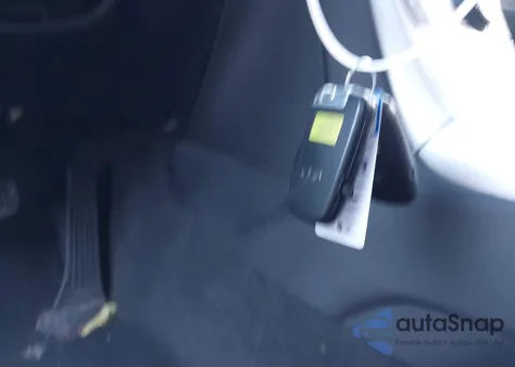 2010 Hyundai Genesis 2.0T Premium z USA, uszkodzony, nr VIN KMHHT6KD1AU018669